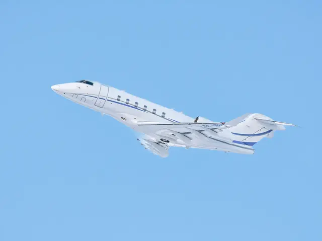 Private jet climbing